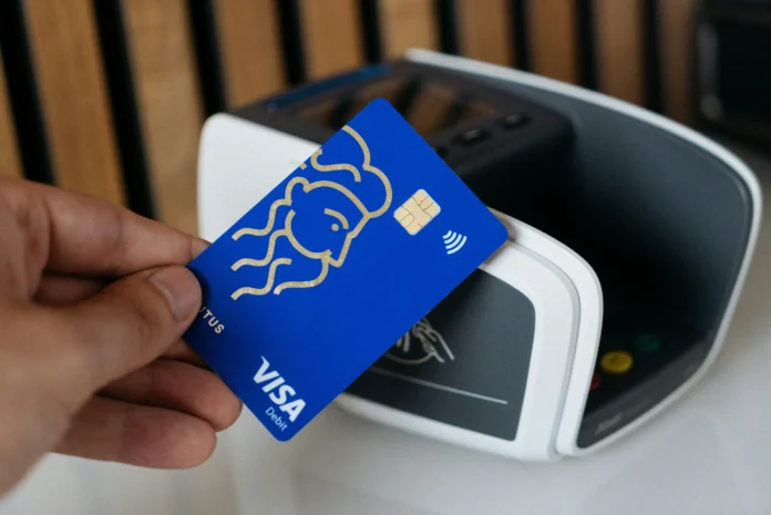 cardmapr-nl-0hs_mYB9KRc-unsplash USAA Credit Cards