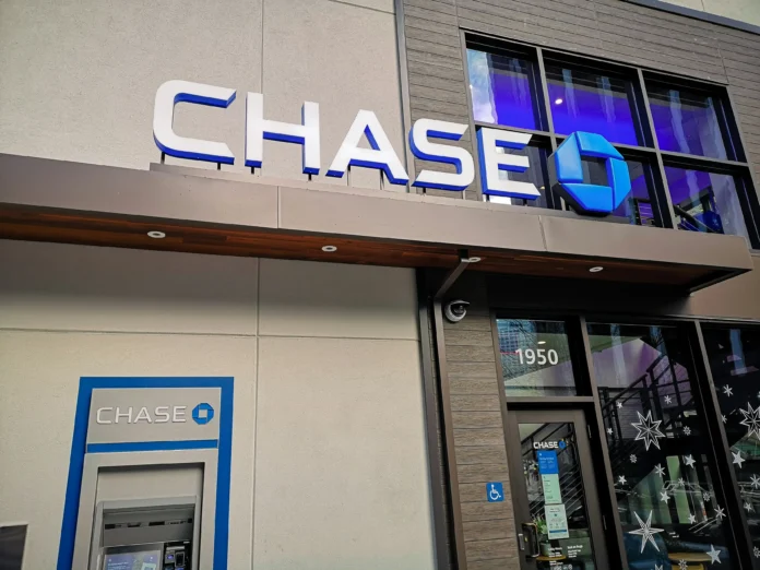 frugal-flyer-pYJSd3D8wSo-unsplash What Do You Need to Open a Bank Account at Chase?