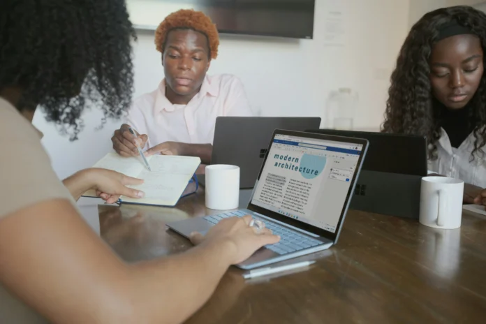 windows-LdtcqxGYcl4-unsplash How to Apply for a Loan in SSS Online: Fast Approval Guide (2025)